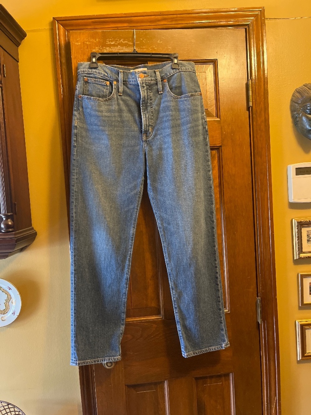 Like New Madewell Straight Leg Vintage Style Jeans.  Sz. 30.